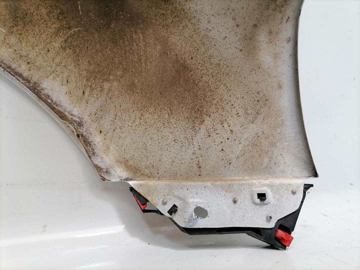 Opel Corsa D original Kotfl&uuml;gel links Z474 Casablancawei&szlig; BJ09